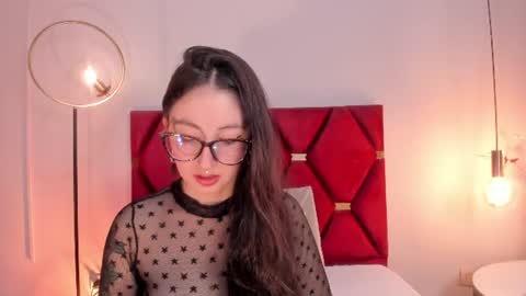Emilyy Watson online show from 14, 7, 2026