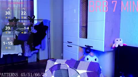 Snapshot of emimiy chatting on 4, 3, 2025 emimiy online show from 4, 3, 2025