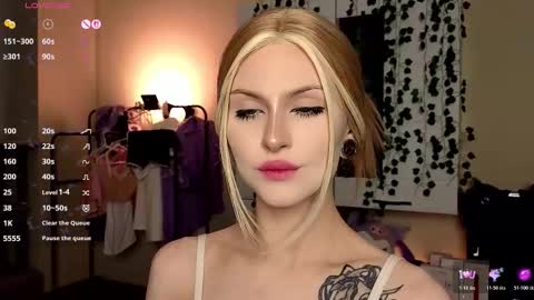 Snapshot of emimiy chatting on 3, 11, 2025 emimiy online show from 3, 11, 2025