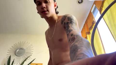 eminem597918 online show from 4, 10, 2025