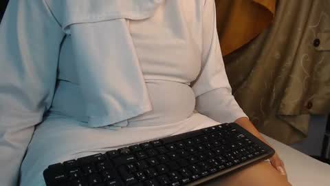 Snapshot of emira199 chatting on 1, 3, 2025 emira199 online show from 1, 3, 2025