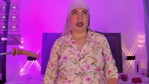 Snapshot of emira199 chatting on 7, 10, 2025 emira199 online show from 7, 10, 2025