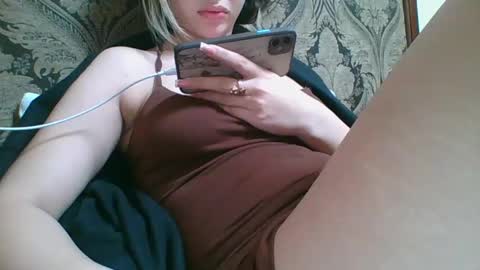 Snapshot of emma_991 chatting on 23, 1, 2025 emma_991 online show from 23, 1, 2025