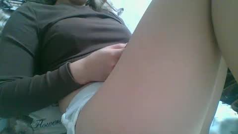 Snapshot of emma_991 chatting on 22, 10, 2025 emma_991 online show from 22, 10, 2025