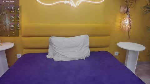 emma_adorablle online show from 28, 1, 2025