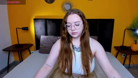 emma_adorablle online show from 2, 2, 2025