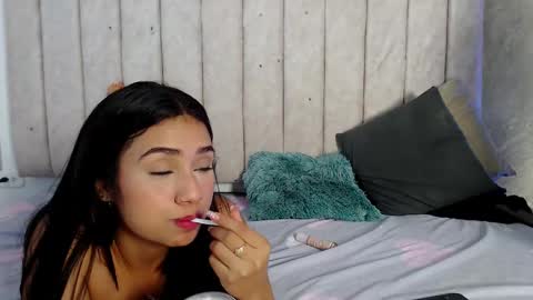 Snapshot of emma_and_aysha chatting on 10, 3, 2025 emma_and_aysha online show from 10, 3, 2025