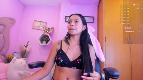 Emma Anturin online show from 8, 10, 2025