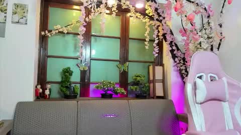 Snapshot of emma_ayala chatting on 24, 11, 2025 emma_ayala online show from 24, 11, 2025