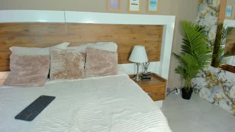 Snapshot of emma_bakker_ chatting on 20, 12, 2024 Emma online show from 20, 12, 2024