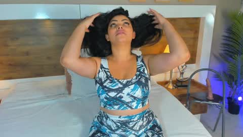 Snapshot of emma_bakker_ chatting on 5, 1, 2025 Emma online show from 5, 1, 2025