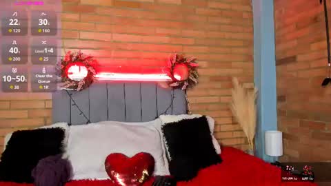 Hey Im EmmaHelp me reach 100 likes online show from 30, 6, 2026
