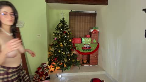 Emma online show from 23, 12, 2024