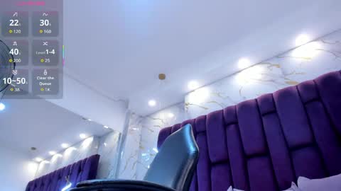 Snapshot of emma_carterr1 chatting on 21, 5, 2026 pau online show from 21, 5, 2026