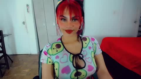 Snapshot of emma_diva chatting on 15, 5, 2026 emma online show from 15, 5, 2026