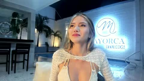 Snapshot of emma_jhoons chatting on 26, 4, 2026 emma_jhoons online show from 26, 4, 2026