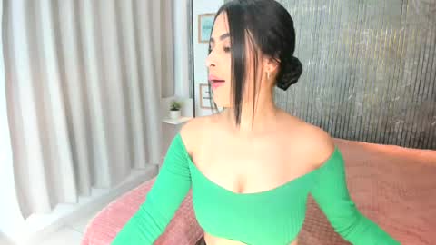 Snapshot of emma_johnsson1 chatting on 24, 7, 2026 emma_johnsson1 online show from 24, 7, 2026