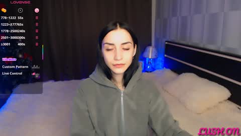 Snapshot of emma_jordan chatting on 1, 2, 2025 Emma online show from 1, 2, 2025