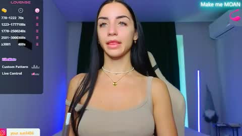 Snapshot of emma_jordan chatting on 17, 9, 2025 Emma online show from 17, 9, 2025