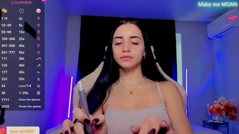 Snapshot of emma_jordan chatting on 10, 11, 2025 Emma online show from 10, 11, 2025