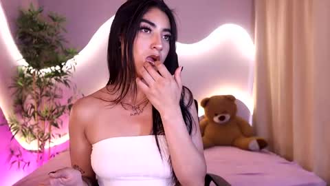 Snapshot of emma_lirys chatting on 25, 4, 2026 Emma online show from 25, 4, 2026