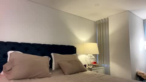 Snapshot of emma_lu1 chatting on 10, 12, 2024 emma_lu1 online show from 10, 12, 2024