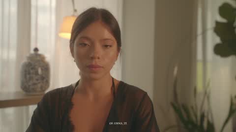 Snapshot of emma_lu1 chatting on 9, 9, 2025 emma_lu1 online show from 9, 9, 2025