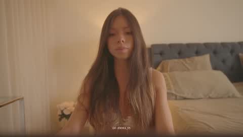 emma_lu1 online show from 12, 3, 2026