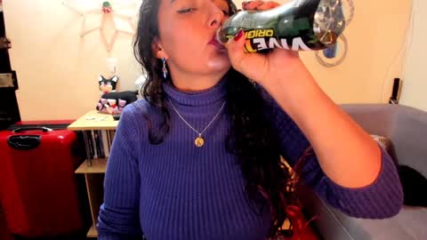 Snapshot of emma_luxy chatting on 13, 1, 2025  emma luxy online show from 13, 1, 2025