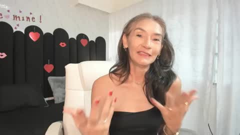Snapshot of emma_mendoza chatting on 12, 2, 2025 Emma online show from 12, 2, 2025