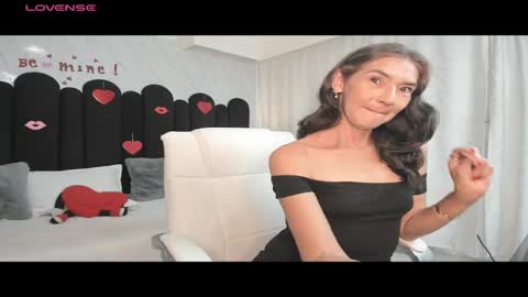 Snapshot of emma_mendoza chatting on 15, 2, 2025 Emma online show from 15, 2, 2025