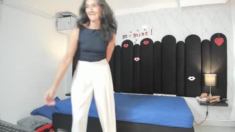 Snapshot of emma_mendoza chatting on 6, 3, 2025 Emma online show from 6, 3, 2025