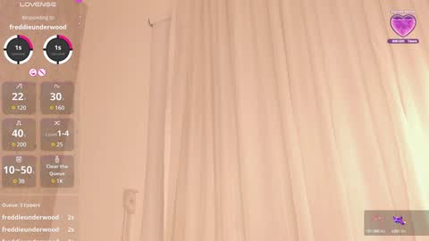 Snapshot of emma_morgann chatting on 5, 12, 2024 Emma Morgann online show from 5, 12, 2024