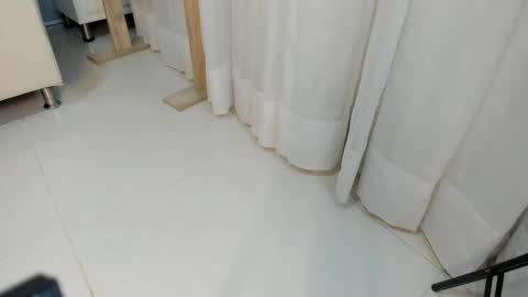 Snapshot of emma_morgann chatting on 3, 10, 2025 Emma Morgann online show from 3, 10, 2025