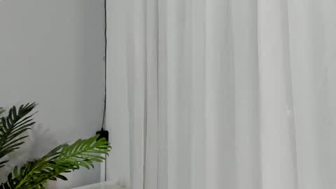 Snapshot of emma_morgann chatting on 16, 10, 2025 Emma Morgann online show from 16, 10, 2025