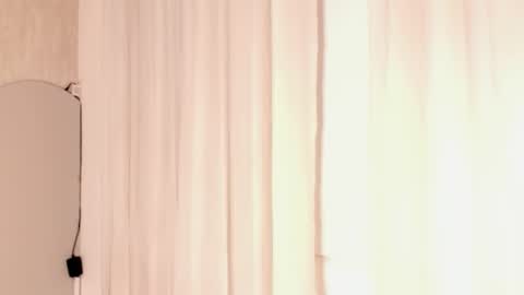 Snapshot of emma_morgann chatting on 20, 12, 2025 Emma Morgann online show from 20, 12, 2025