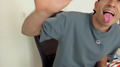 Snapshot of emma_muscle_ chatting on 25, 1, 2025 emma online show from 25, 1, 2025