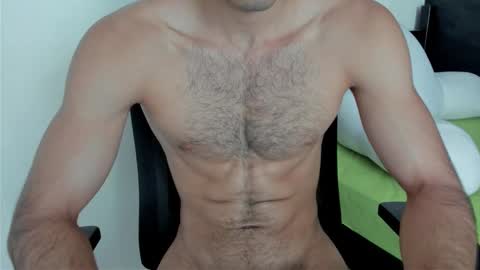 Snapshot of emma_muscle_ chatting on 1, 2, 2025 emma online show from 1, 2, 2025