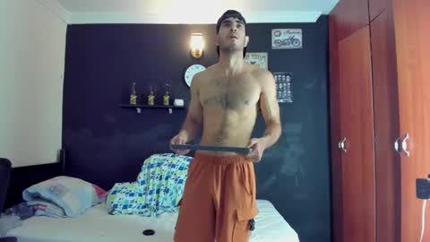 Snapshot of emma_muscle_ chatting on 18, 2, 2025 emma online show from 18, 2, 2025