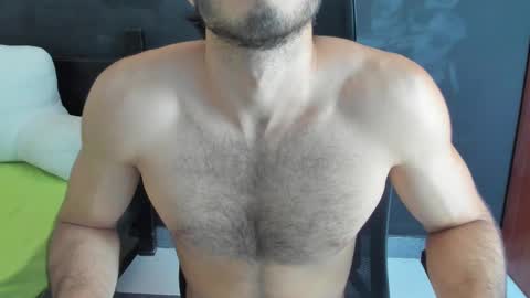 Snapshot of emma_muscle_ chatting on 28, 2, 2025 emma online show from 28, 2, 2025