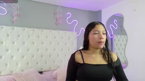 Snapshot of emma_visconti chatting on 16, 9, 2025 emma_visconti online show from 16, 9, 2025