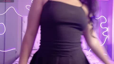 Snapshot of emma_visconti chatting on 8, 10, 2025 emma_visconti online show from 8, 10, 2025