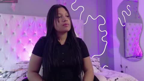 Snapshot of emma_visconti chatting on 9, 10, 2025 emma_visconti online show from 9, 10, 2025