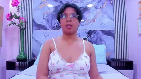 Emma  online show from 18, 10, 2025