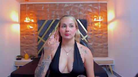 Snapshot of emmaa_white_ chatting on 2, 5, 2026 EMMA online show from 2, 5, 2026