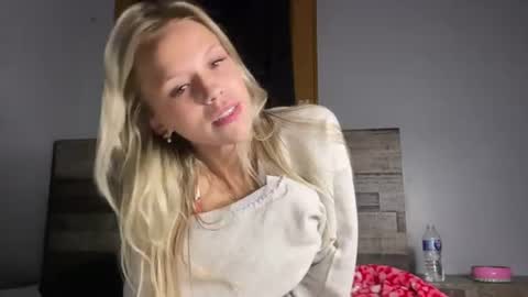 Snapshot of emmaabennett chatting on 25, 6, 2026 Emma Bennett online show from 25, 6, 2026