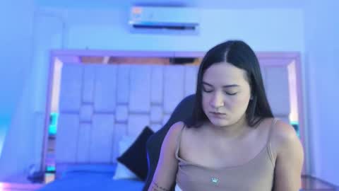 Snapshot of emmabeel chatting on 17, 9, 2025 Emma online show from 17, 9, 2025