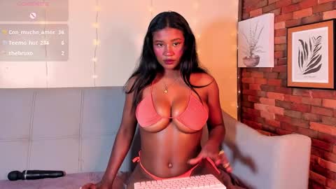 Snapshot of emmaconneer chatting on 14, 1, 2025 Emma online show from 14, 1, 2025