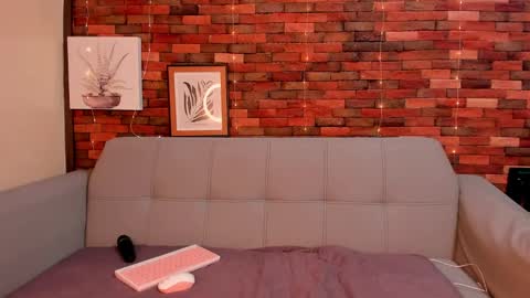 Snapshot of emmaconneer chatting on 31, 1, 2025 Emma online show from 31, 1, 2025