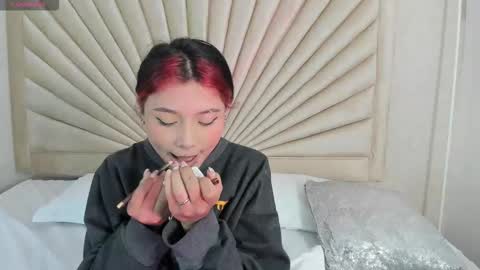           online show from 3, 12, 2025